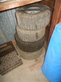 Mower tires & wheels