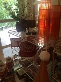 University of Texas hats, glasses, and other selections
