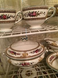 Gorgeous Wedgwood "Columbia" china