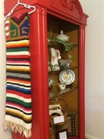 Colorful display cabinet