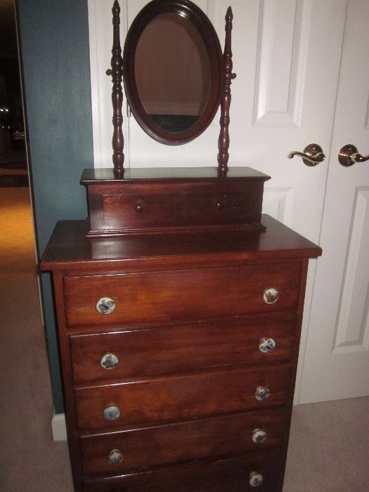 Miniature dresser with dressing box and mirror