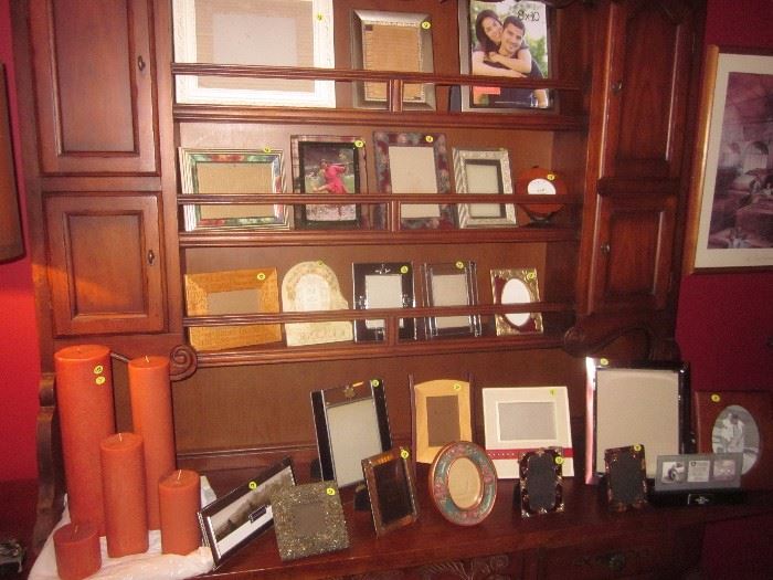 Picture frames, candles 