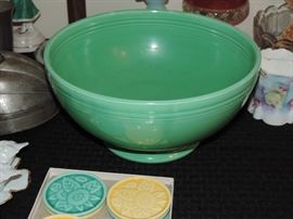 1936 Original issue Fiesta Green Salad Bowl
