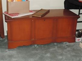 Lane Cedar Chest