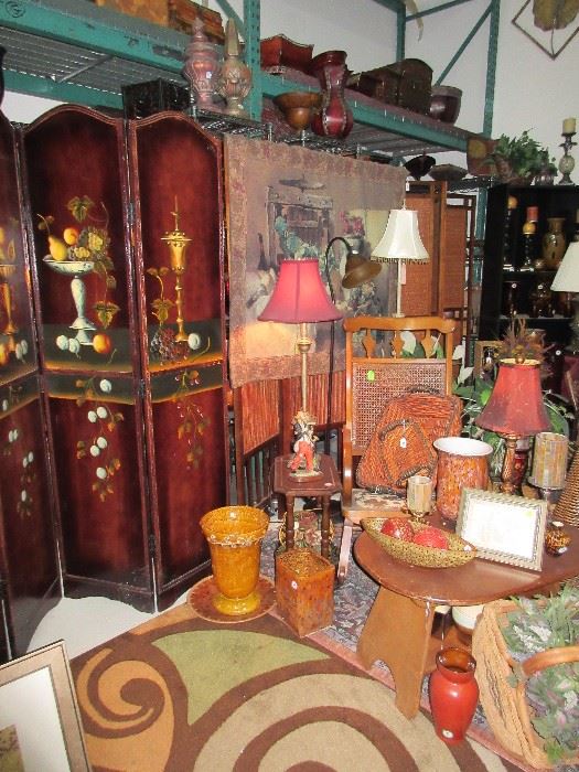 THERE ARE LAMPS, PICTURES, MIRRORS, FURNITURE, CLOCKS, METAL ART, VASES, GLASSWARE, FLORALS, CANDLES, WALL SCONCES, CANDLE HOLDERS, BOXES, ORBS, URNS, WINE DECOR.....