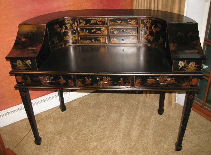 Oriental motif desk