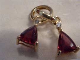 013 garnet, diamond 14k earrings