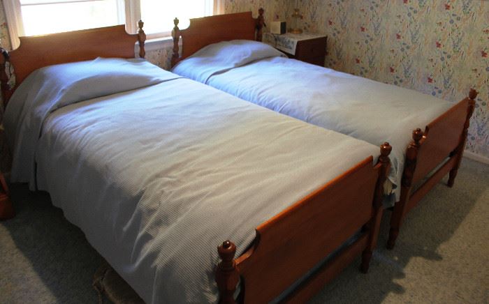 Maple Twin Beds