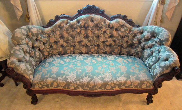 Outstanding condition Victorian sofa