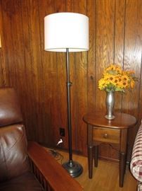 telescoping lamp, end table