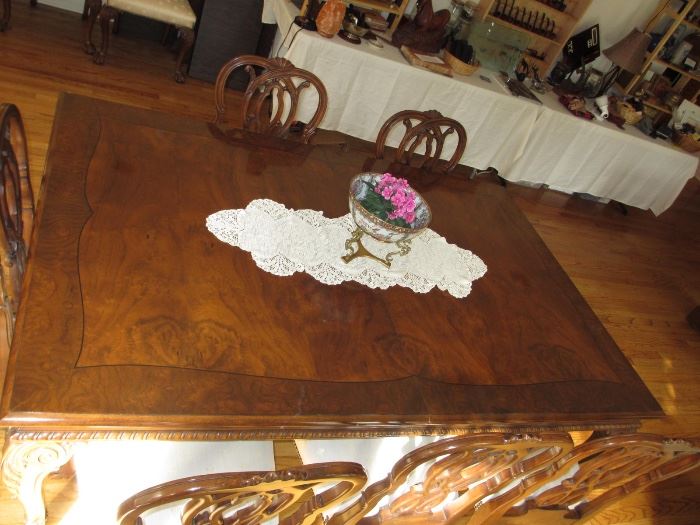 Karges original hand carved dining room table & 3 leaves with 12 chairs