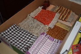 Mini rugs! Too cute!