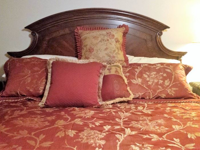 king size bed, comforter, pillows, shams, dust ruffle