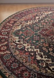 round rug
