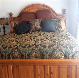 king bed, bedding, mattress set