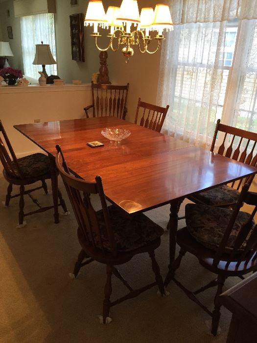 TWO SISTERS ESTATE SALE in Toms River, NJ starts on 9/23/2016