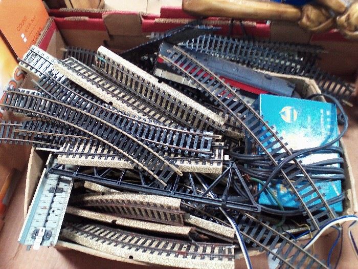 Get on track with this lot! Collection of train tracks to set up any way you like. Let this lot take you back to your childhood or any other place you can imagine.