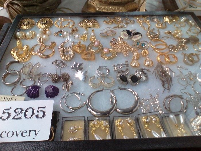 There's so many earrings in this tray that it would make  any bidder happy - winner or not! Lot includes so many styles you won't know which pair to wear first.