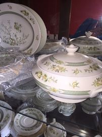 ROYAL DOULTON TONKIN FINE CHINA SET