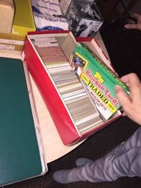 1970S AND 1980S BASEBALL CARDS