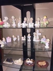 PRECIOUS MOMENTS COLLECTABLE FIGURINES