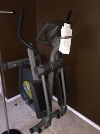 PROFORM 850 ELLIPTICAL
