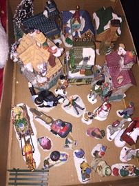 CHRISTMAS VILLAGE HOUSES