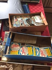 1970S AND 1980S BASEBALL CARDS