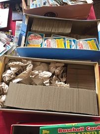 1970S AND 1980S BASEBALL CARDS