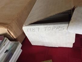 1970S AND 1980S BASEBALL CARDS