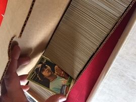 1970S AND 1980S BASEBALL CARDS
