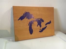 MICHIGAN MAP ON WOOD