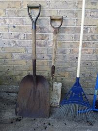 hand held yard tools