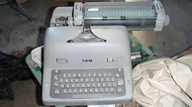 Early IBM electric type writed