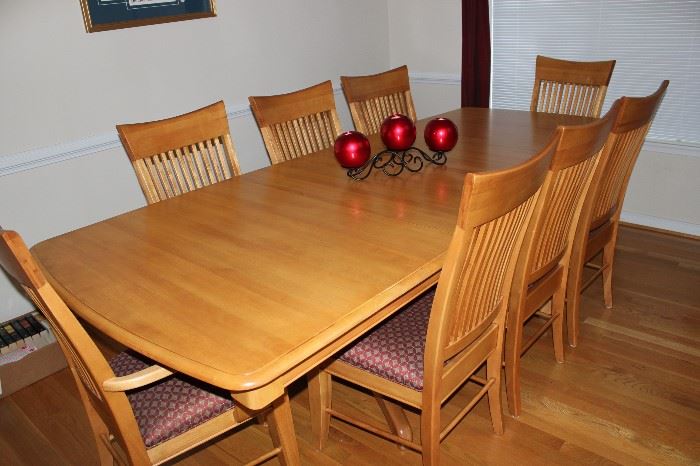Solid Maple Cochrane custom made dining table with 8 chairs.
Made in USA