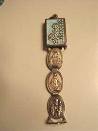 ANTIQUE ENAMEL LOCKET WITH FOLDING CHARMS