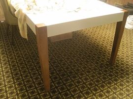 MID CENTURY MODERN DINING TABLE