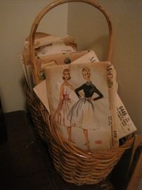 VINTAGE SEWING PATTERNS