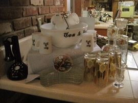 VINATGE TOM AND JERRY SET