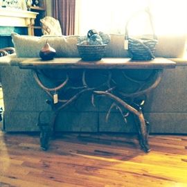  Antler table