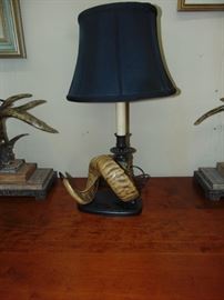 Horn Lamp