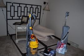 Oreck, Dyson, I-robot