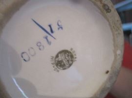 Marking on bottom of Nippon vase of flowers