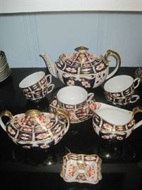 Royal Crown Derby - Traditional Imari 2451- made in England, Tiffany & Co.- marking on bottom of these pieces 