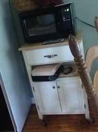 Microwave and microwave cart