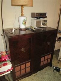 Vintage TV/Stereo cabinet, just waiting to be repurposed