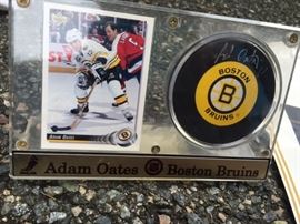Adam Oates Signed Puck Boston Bruins
