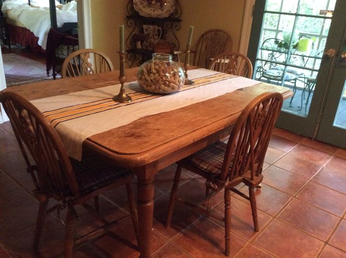 Old English pine table and 6 chairs.