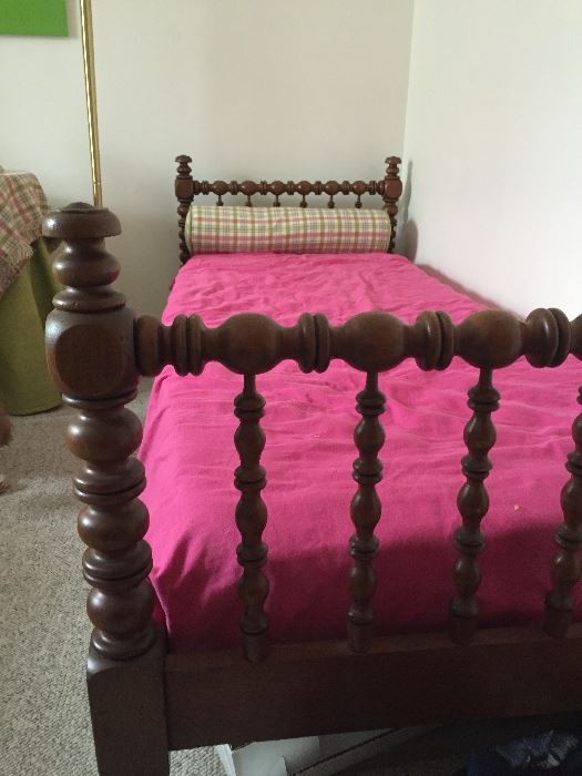 "hired mans bed" for child or toddler