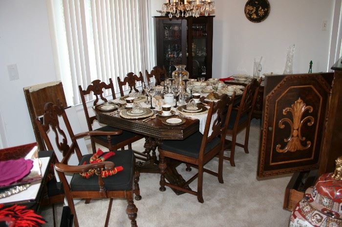 Jacobean Dining Set  www.managedestates.net Priced To Sell 
